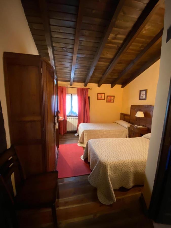 Casa Rural Dos Reales San Cristobal de Boedo 外观 照片