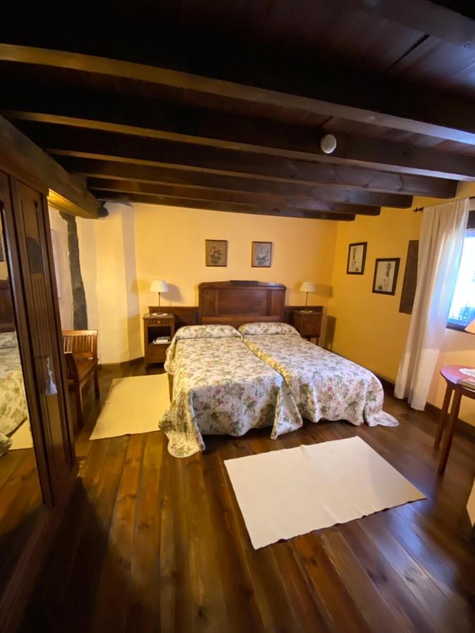 Casa Rural Dos Reales San Cristobal de Boedo 外观 照片