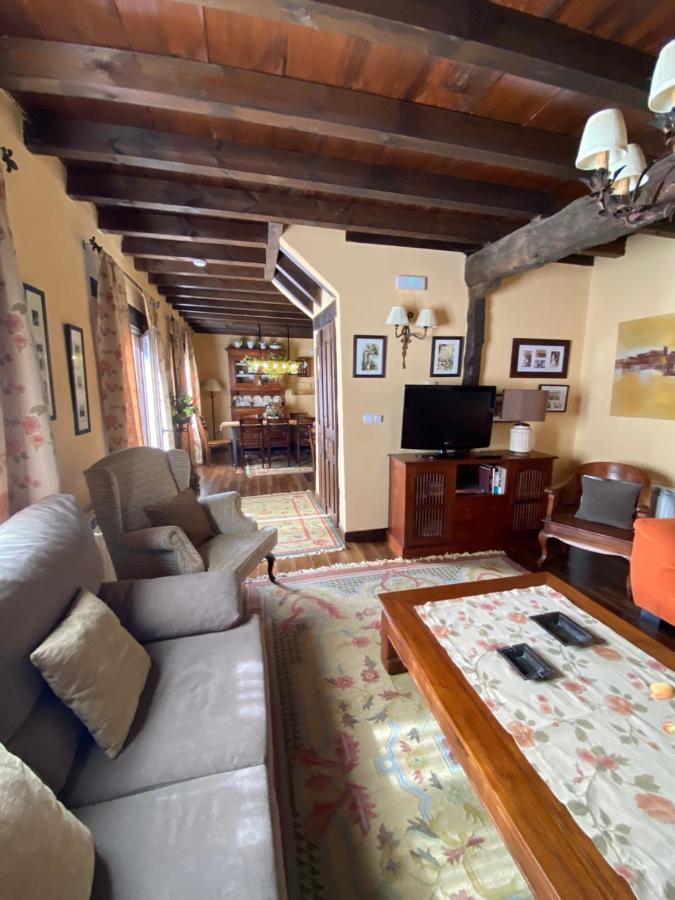 Casa Rural Dos Reales San Cristobal de Boedo 外观 照片