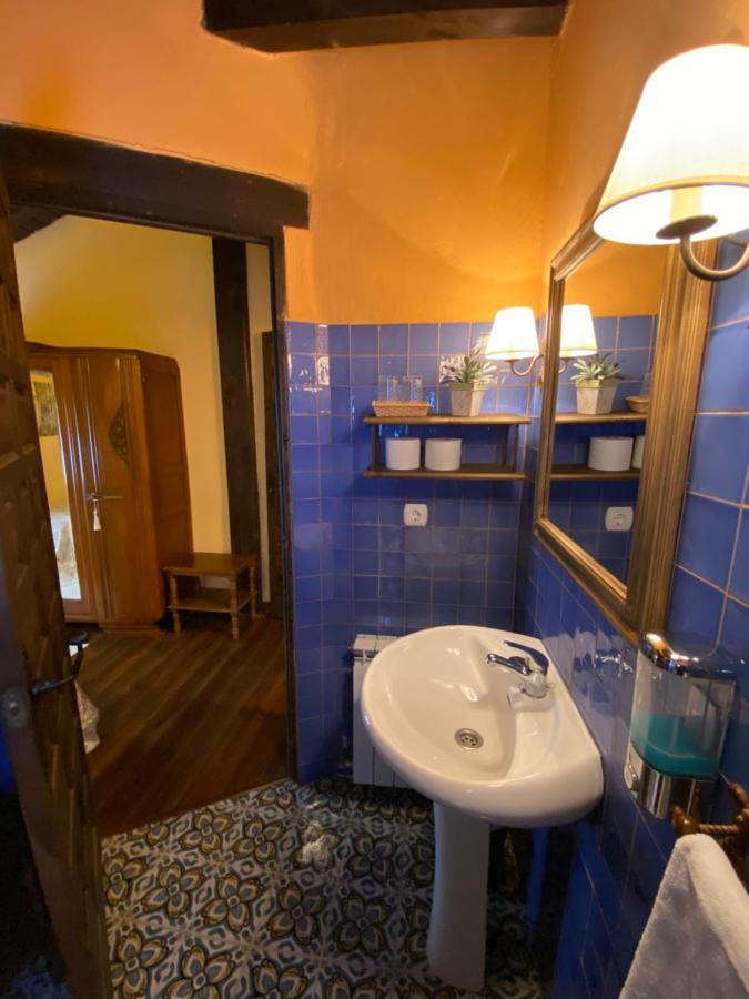 Casa Rural Dos Reales San Cristobal de Boedo 外观 照片