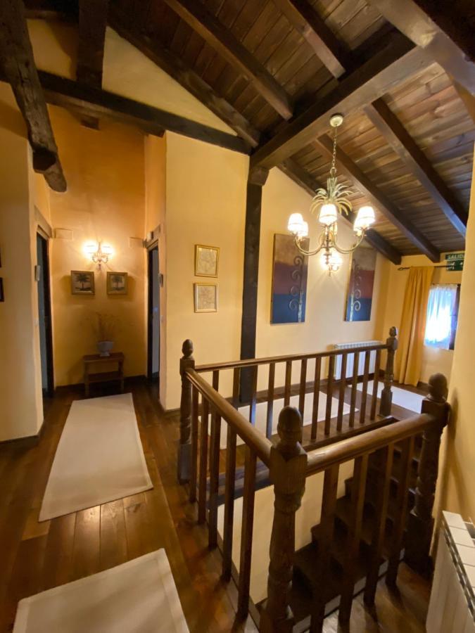 Casa Rural Dos Reales San Cristobal de Boedo 外观 照片